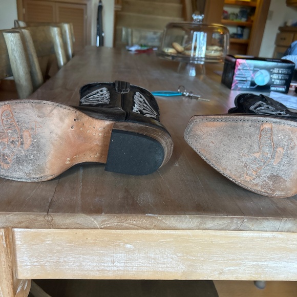 freebird butterfly boots - Picture 7 of 7